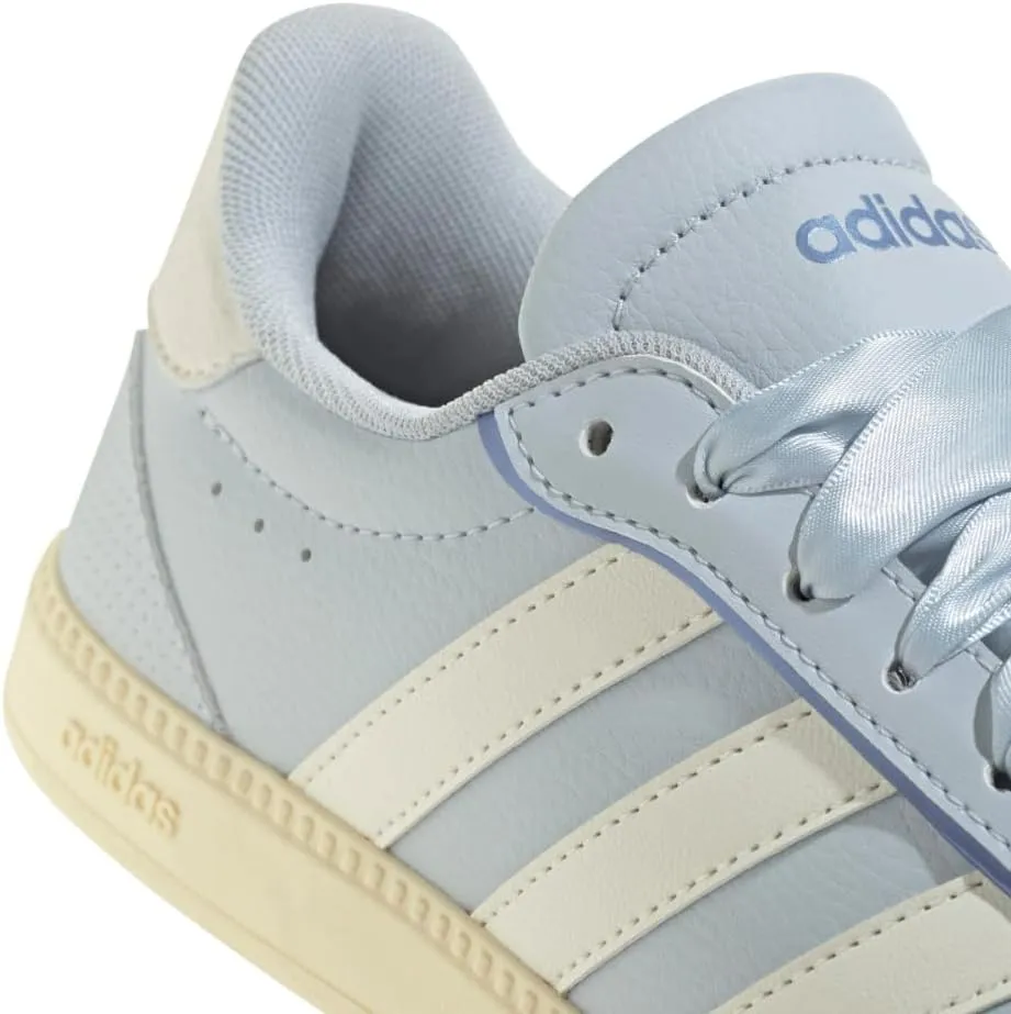 adidas Women's Breaknet Sleek Sneaker