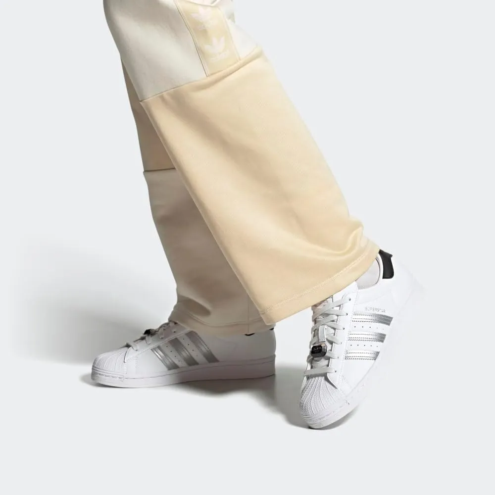 adidas Women's Superstar Shoes Sneaker