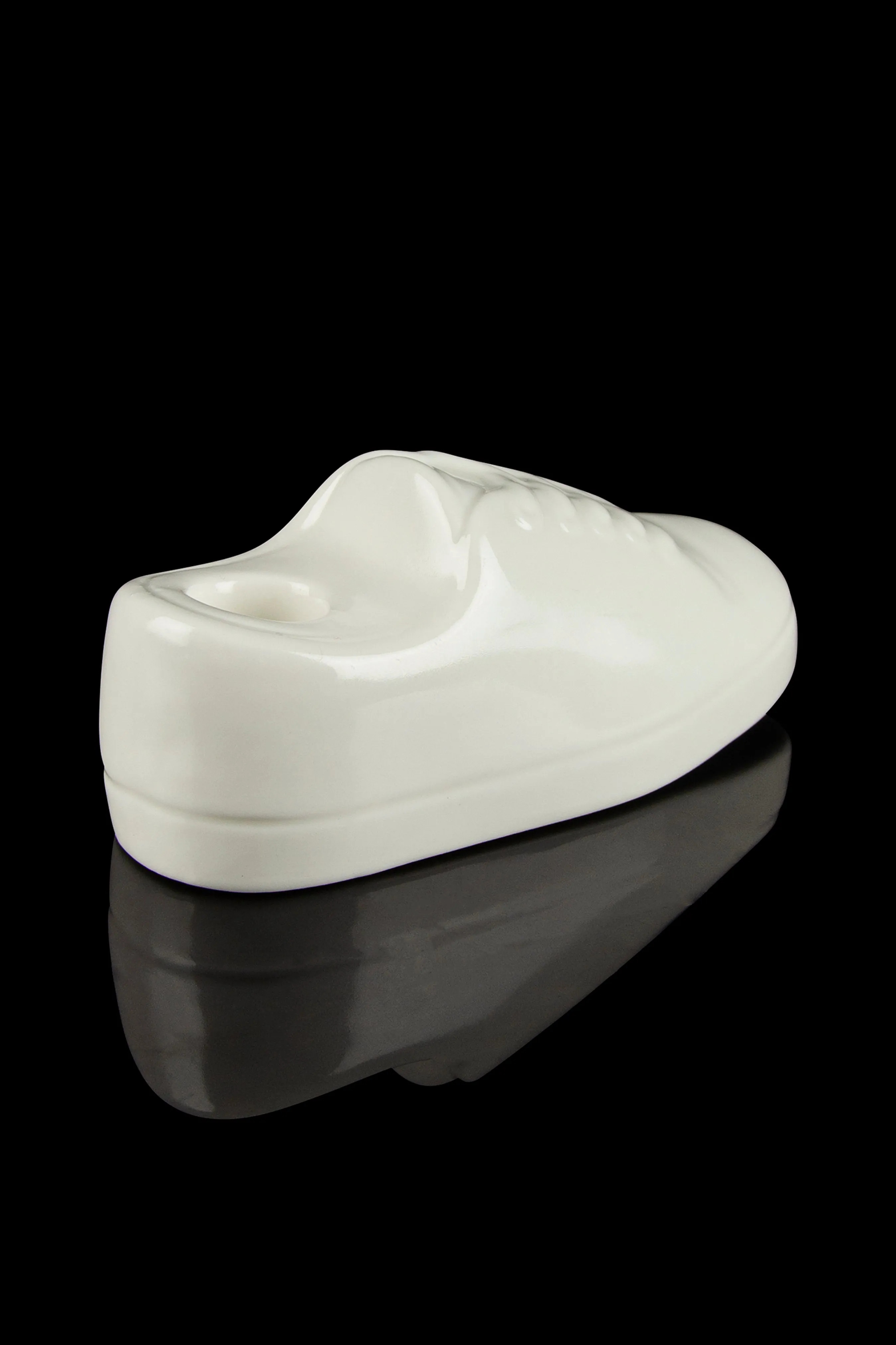 Art of Smoke Sneaker Pipe