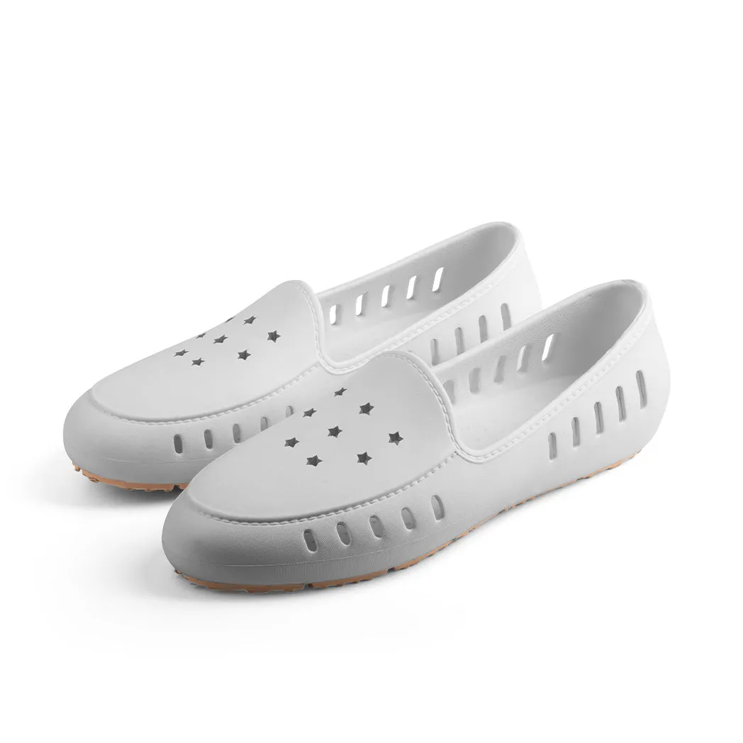 Cruise Loafer - White Stars perforated / waterproof