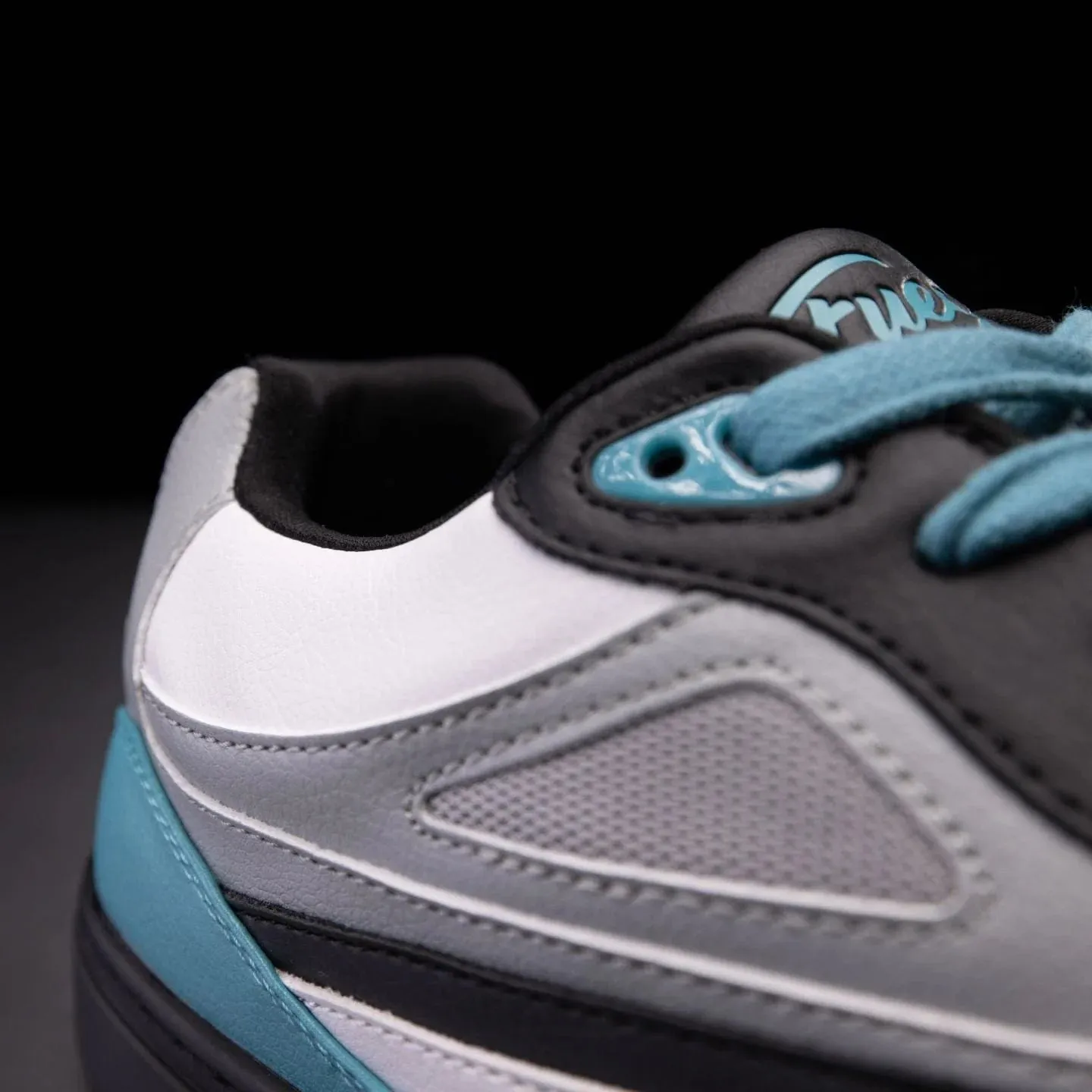 Fuego Sneakers BDash Low-top Performance Low-Tops for Dancers
