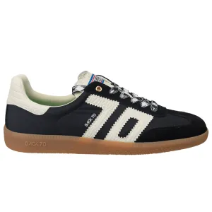 Ghost Sneaker