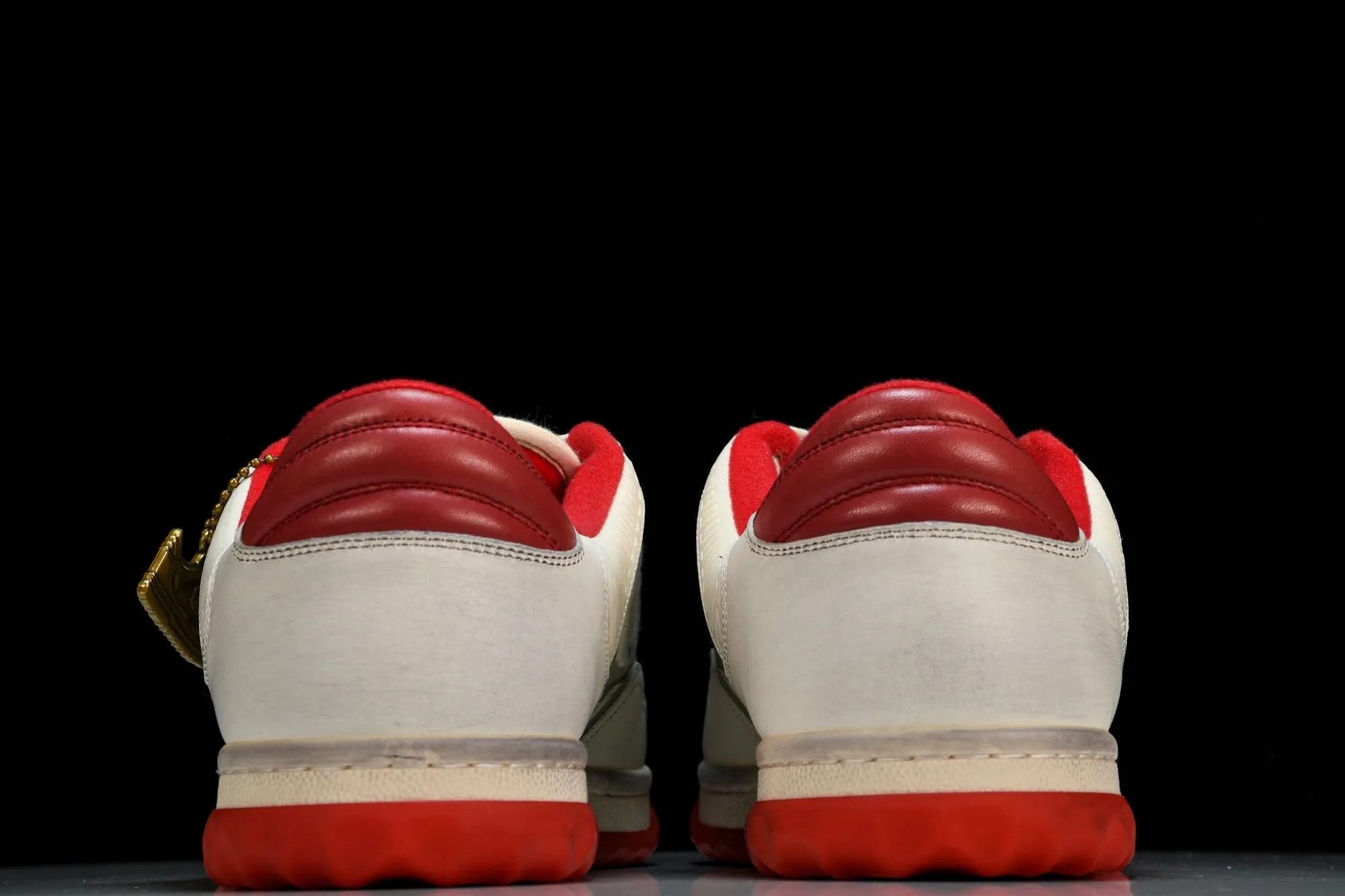 Guссi MAC80 'Red White'