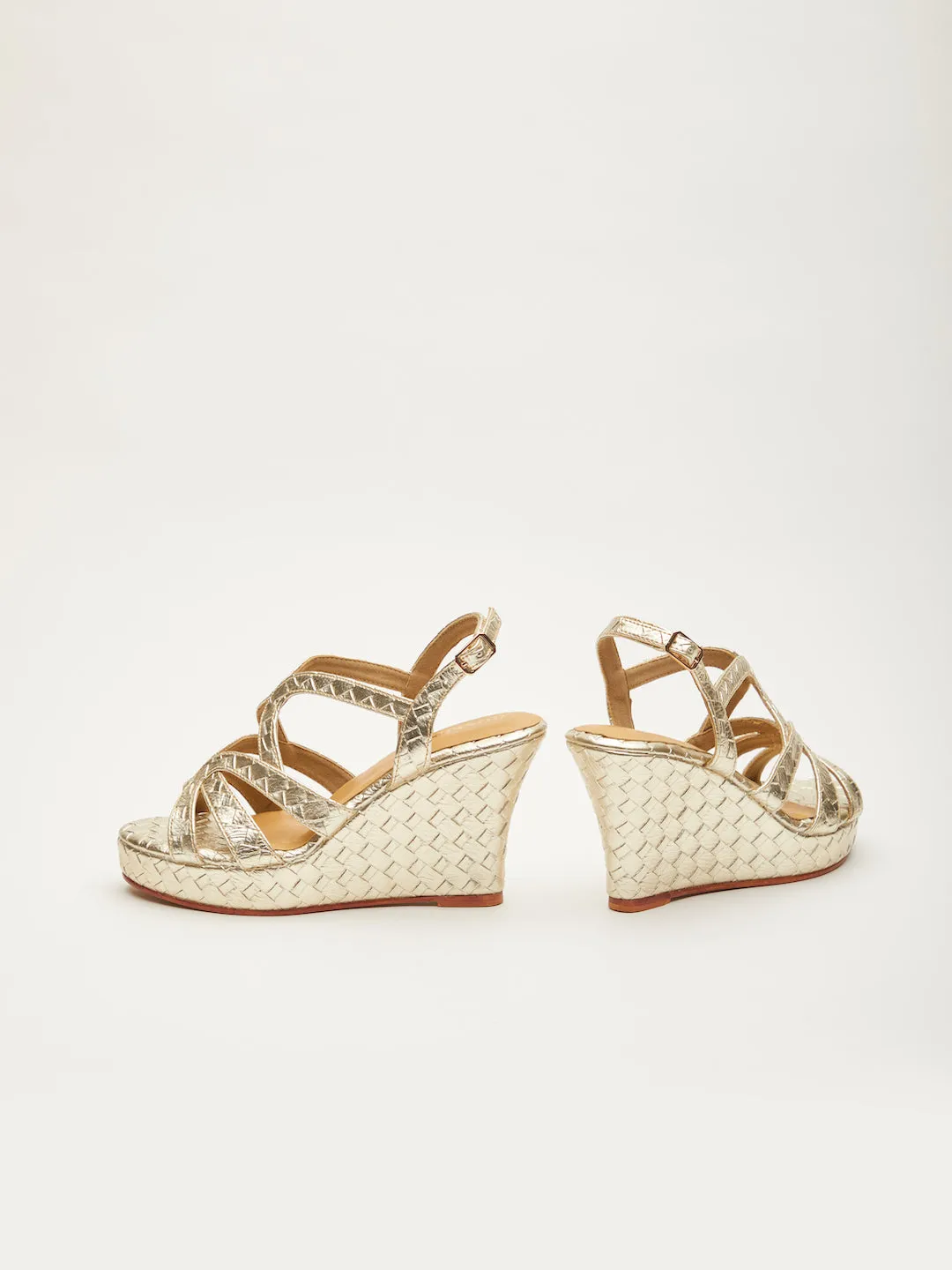 HERITAGE CROCO ELEVATED SANDAL