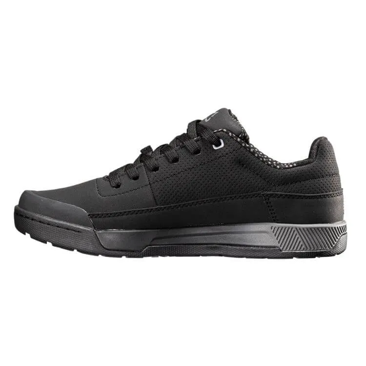 LEATT SHOE FLAT 2.0 STEALTH
