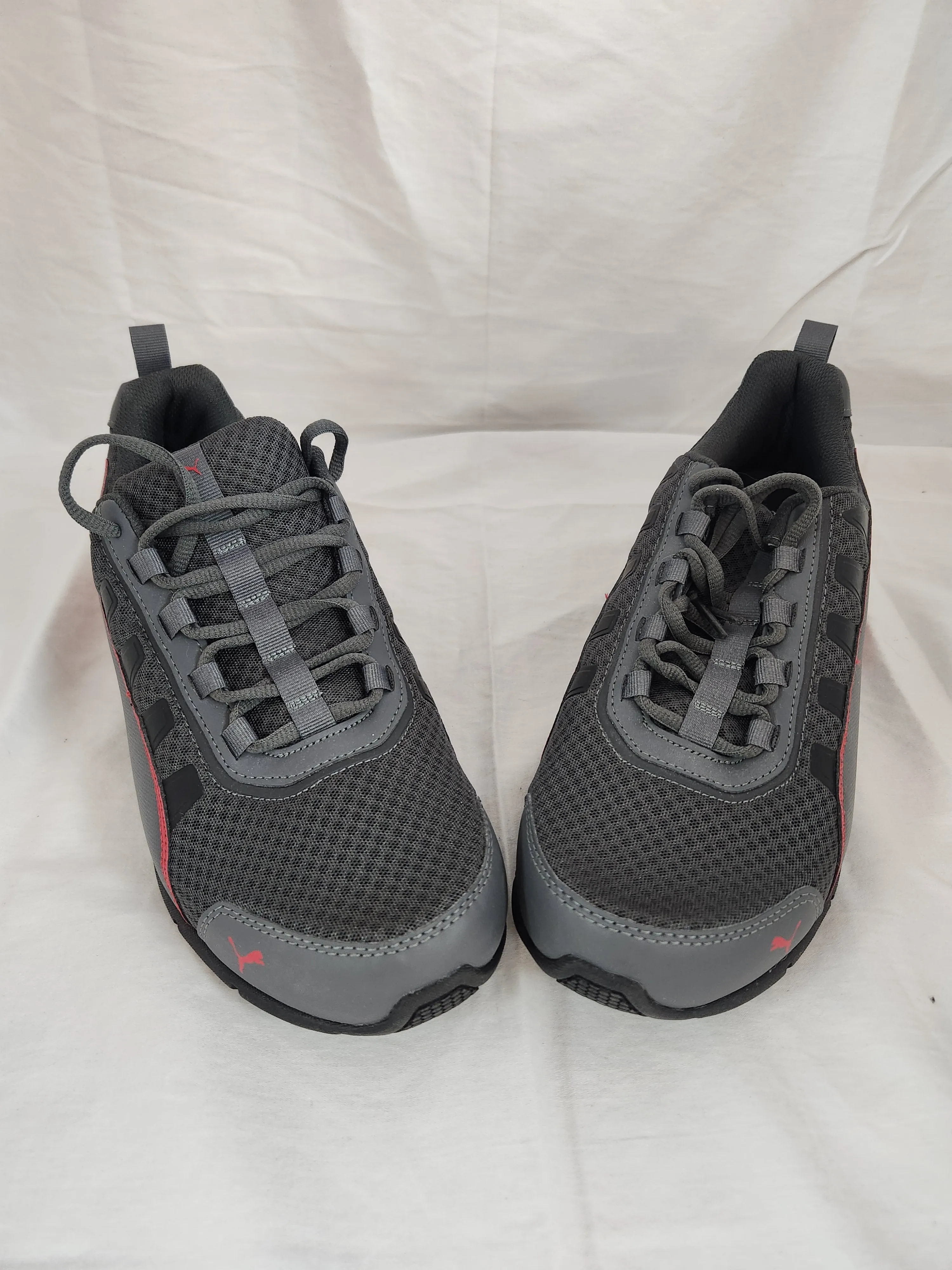 Men's PUMA Leader VT Mesh Sneaker 365292 01 - Size: 11 (No Box)