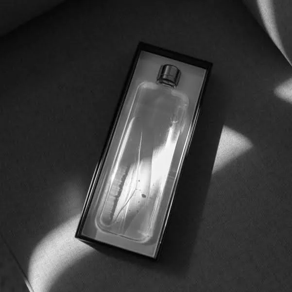 Slim Memobottle Flat Water Bottle