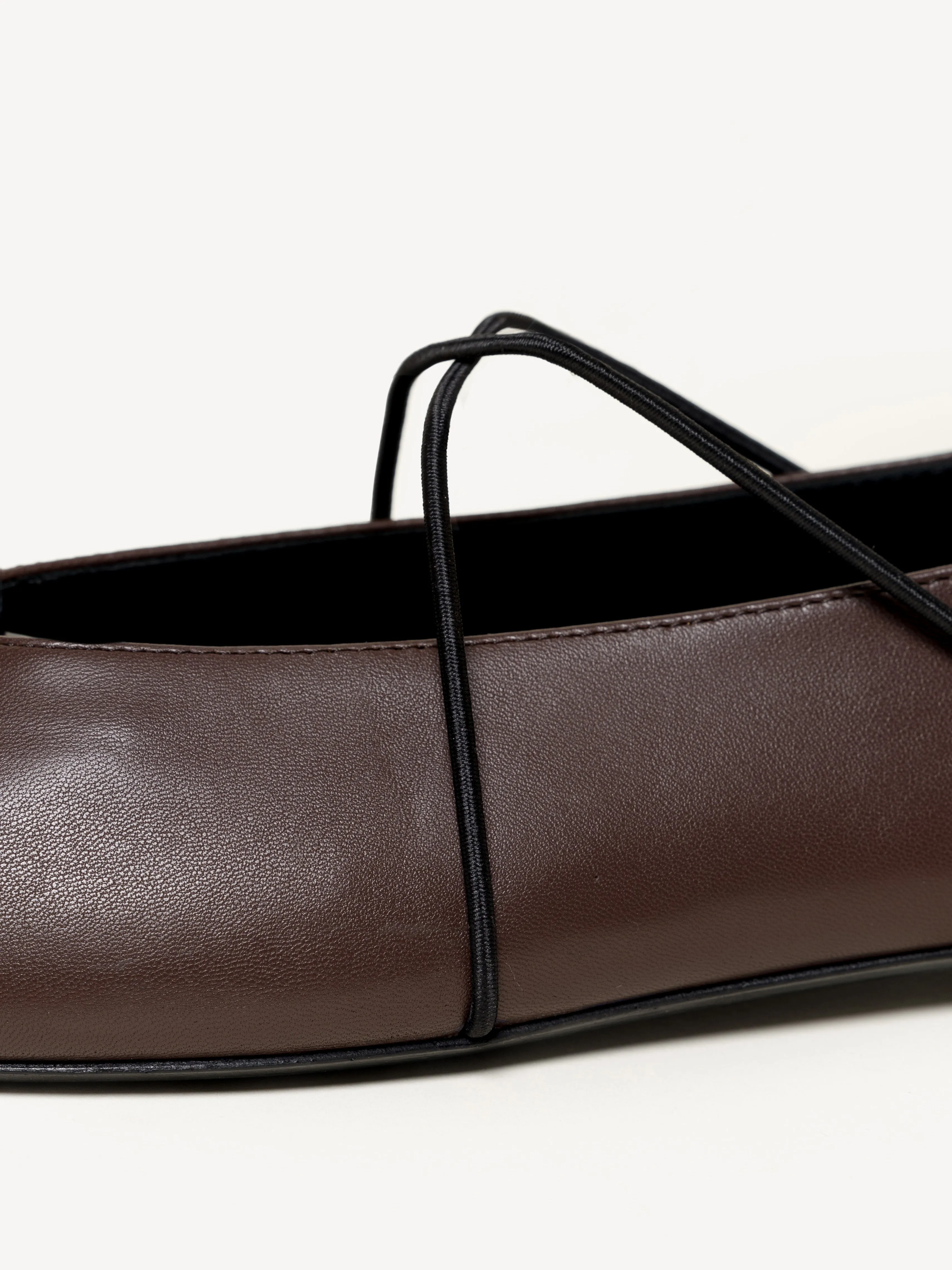 The Una (Sample Sale)