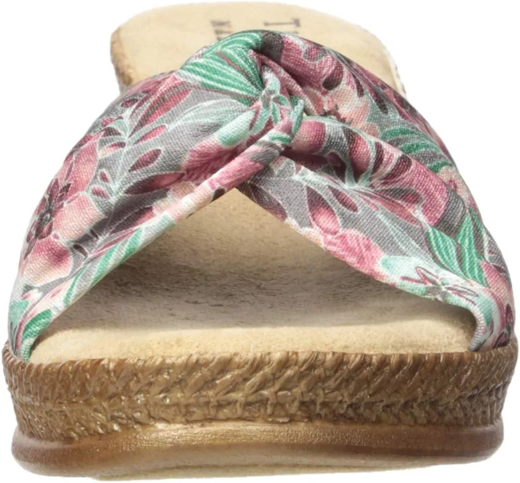 Tuscany by Easy Street Women's Dinah Wedge Sandal