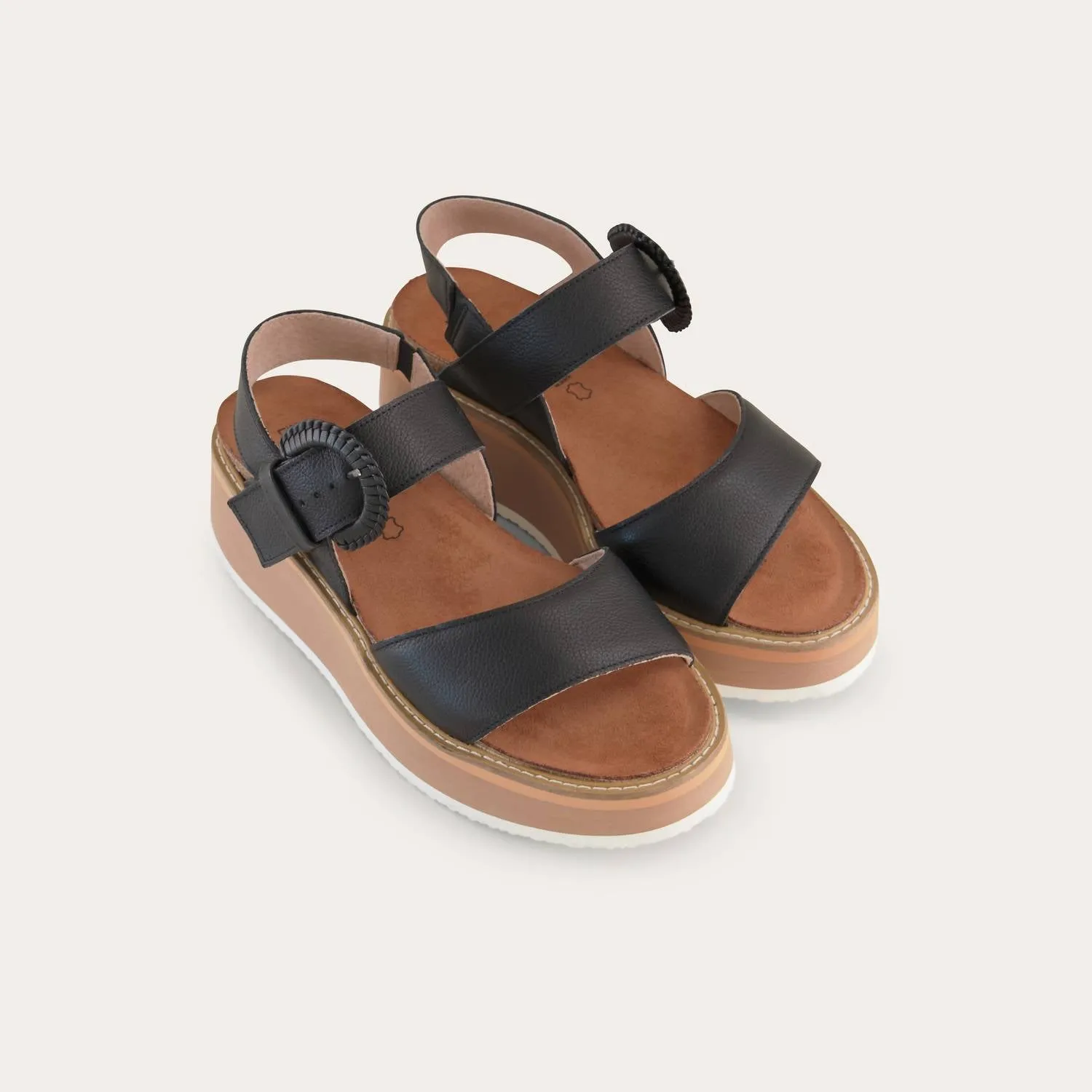Women's Crepe Leather Sandal In Soft Black Leather, Camel Sole