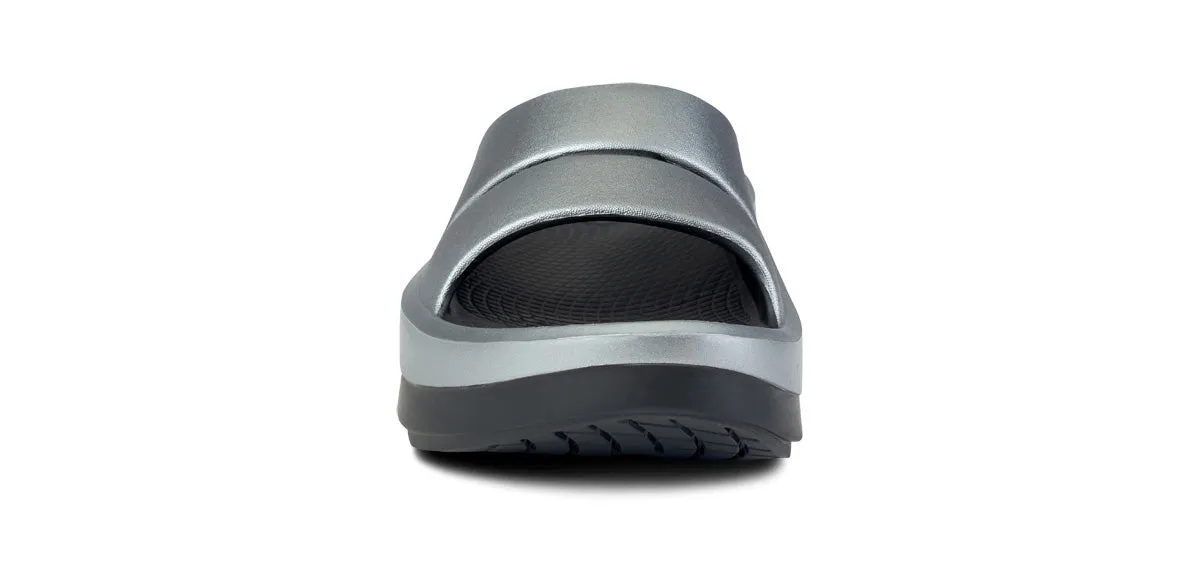 Women's OOmega OOahh Stacked Sandal - Basalt (SALE)