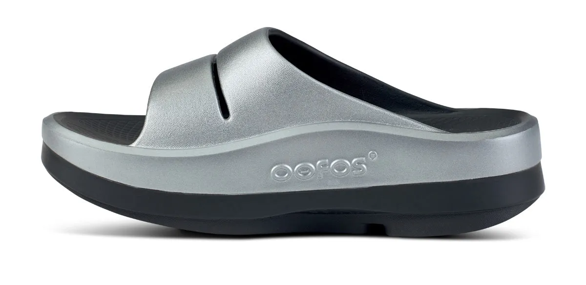 Women's OOmega OOahh Stacked Sandal - Basalt (SALE)