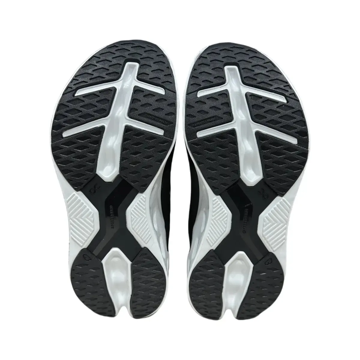 Women's  Popular product Cloudeclipse Black|White Sneaker Responsive