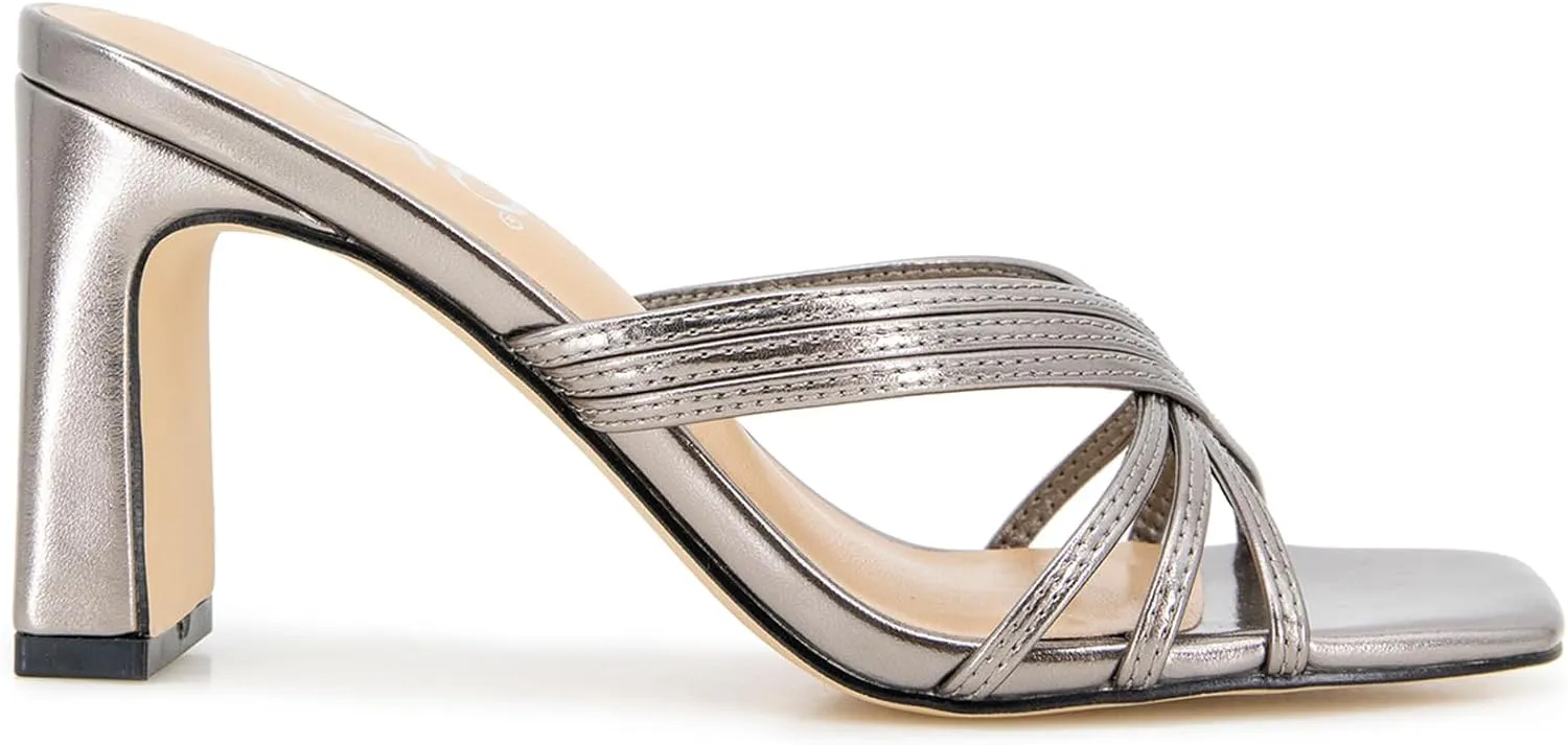 XOXO Women's Fanny-c Pump